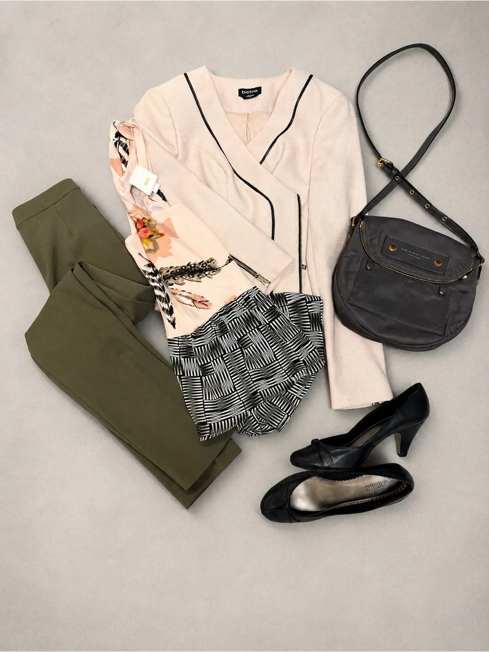 Seychelles classic black